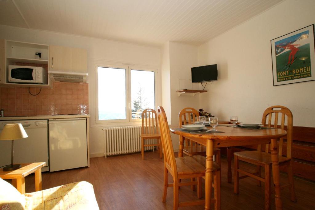 Residence Les Cimes Font-Romeu-Odeillo-Via Rum bild